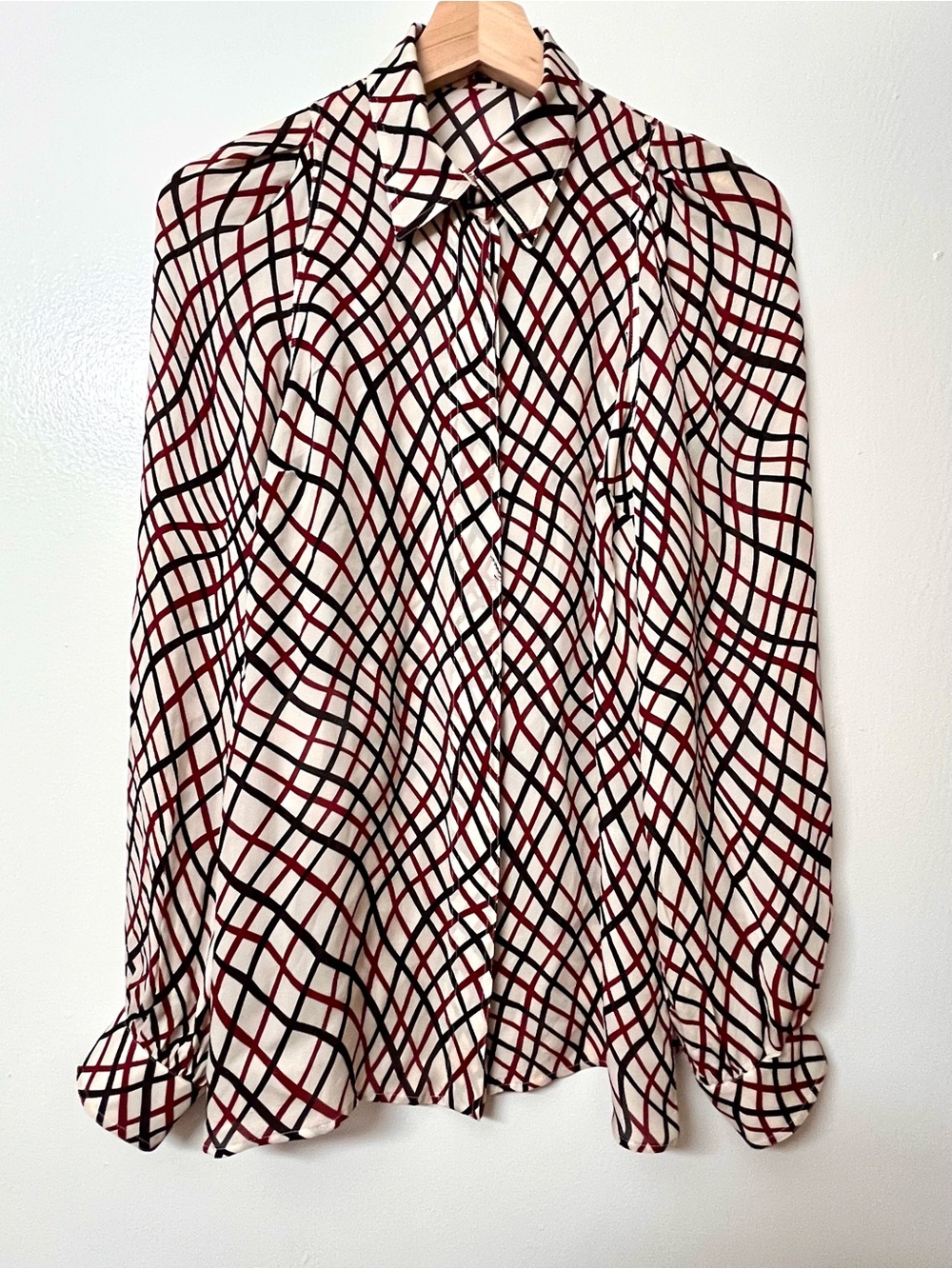 Gucci 2015 100% Silk Graphic Grid Print Button Up Blouse IT 40 US 4 Small Italy